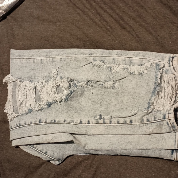 Risen Jeans - Picture 2 of 4